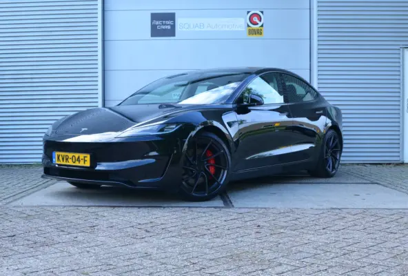 Performance AWD 78 kWh AutoPilot4.0 Ryzen (FSD 99,- p/mnd)