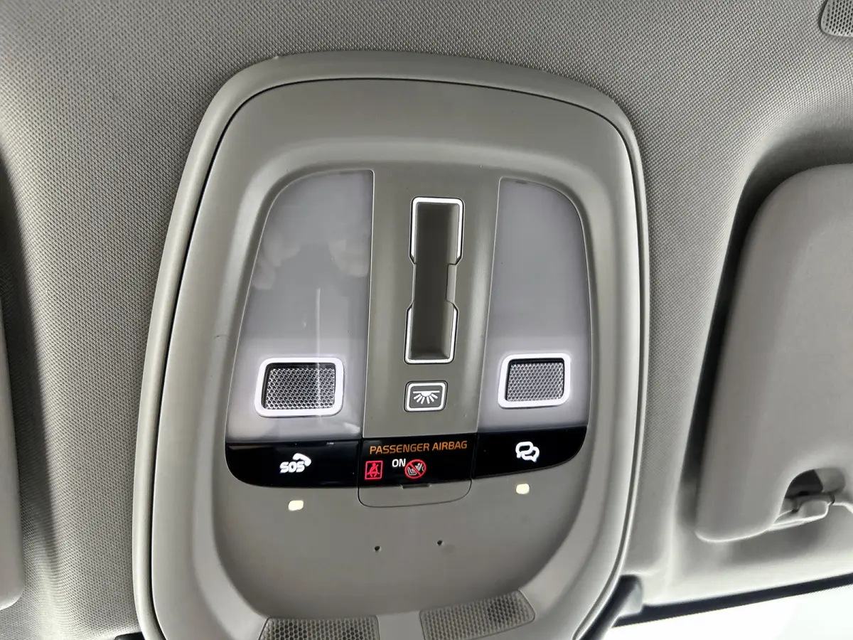2.0 T6 Plug-in LongRange SOH 100% / AWD Plus Bright / Panoramadak / Pdc+Camera / NL.Auto / Stoel-Stuurverwarming / Apk 02-2027