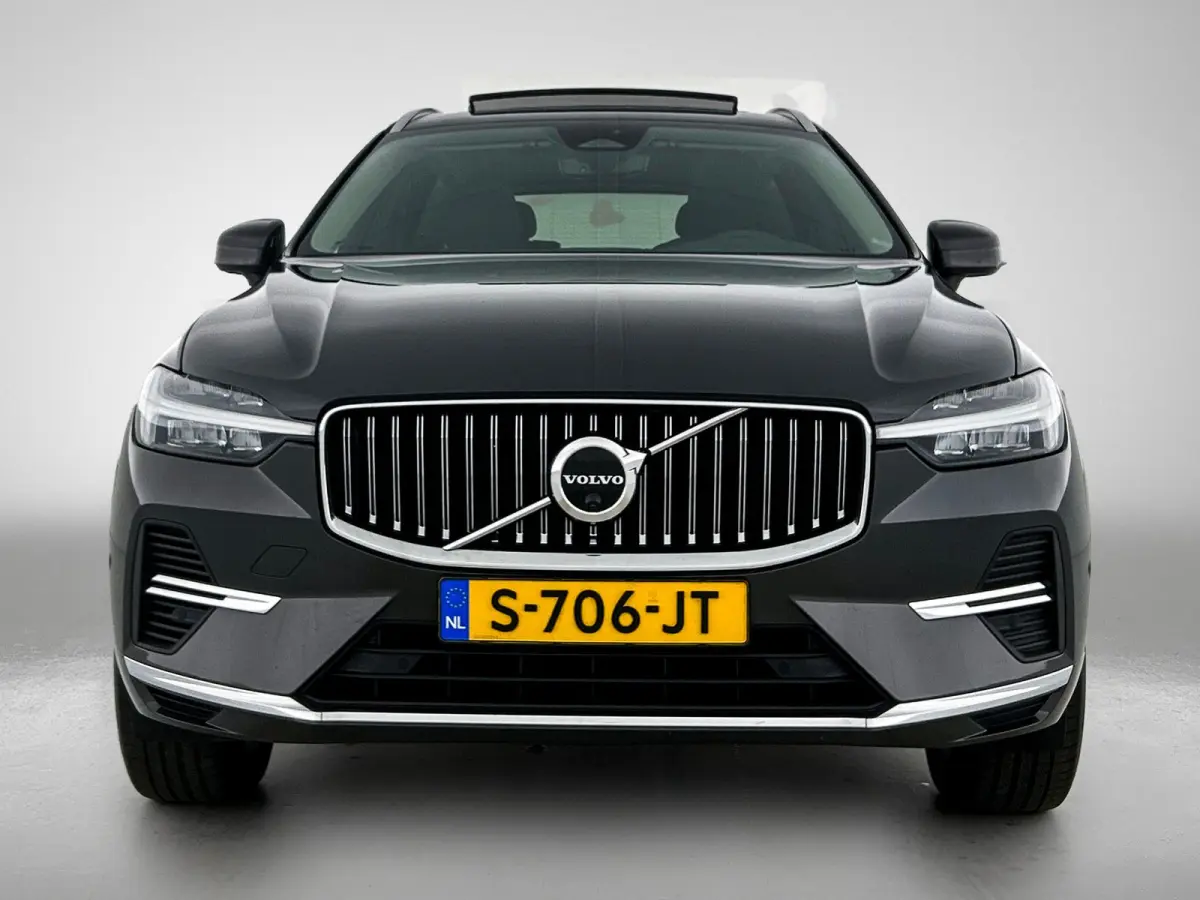 2.0 T6 Plug-in LongRange SOH 100% / AWD Plus Bright / Panoramadak / Pdc+Camera / NL.Auto / Stoel-Stuurverwarming / Apk 02-2027