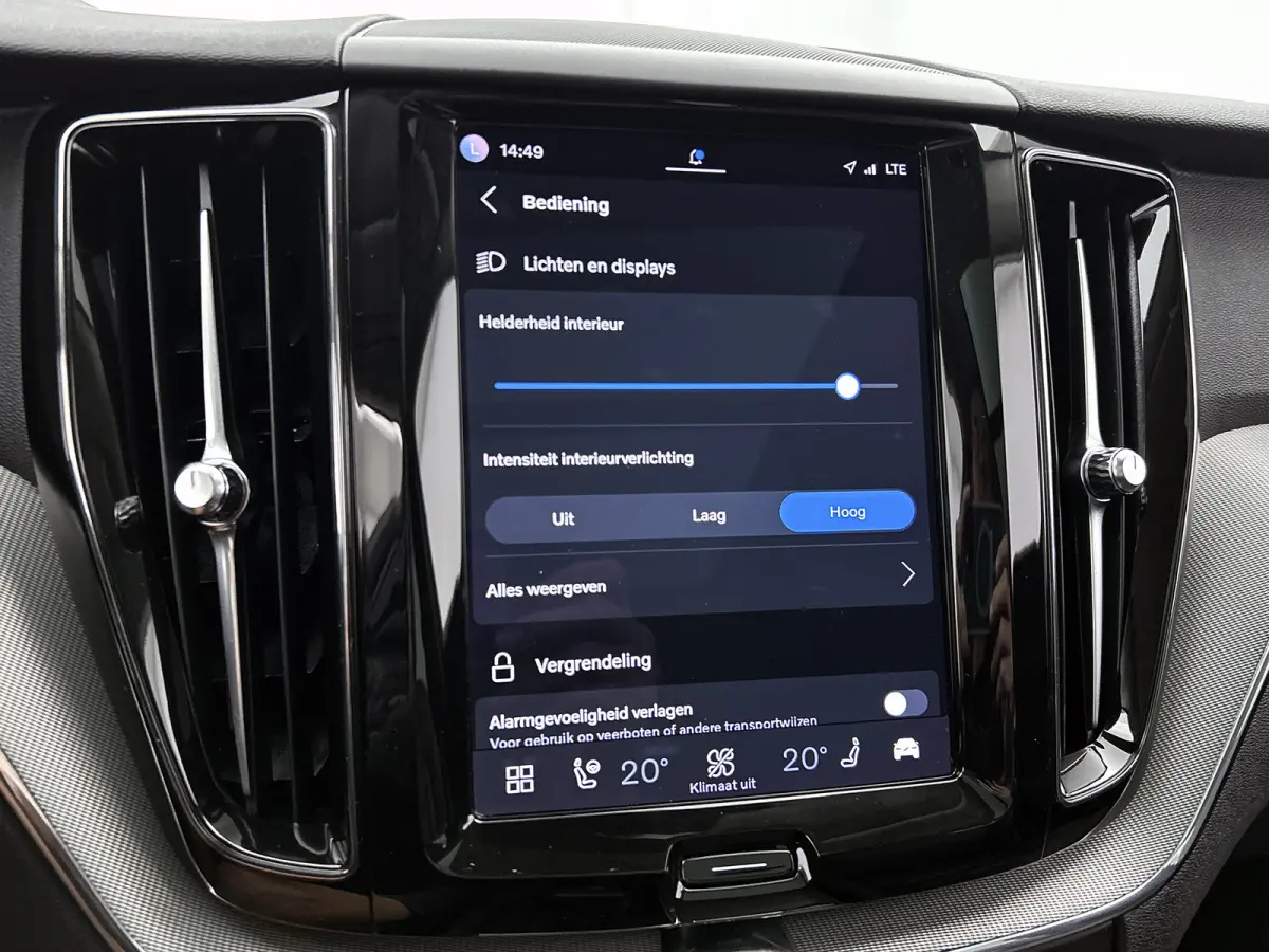 2.0 T6 Plug-in LongRange SOH 100% / AWD Plus Bright / Panoramadak / Pdc+Camera / NL.Auto / Stoel-Stuurverwarming / Apk 02-2027