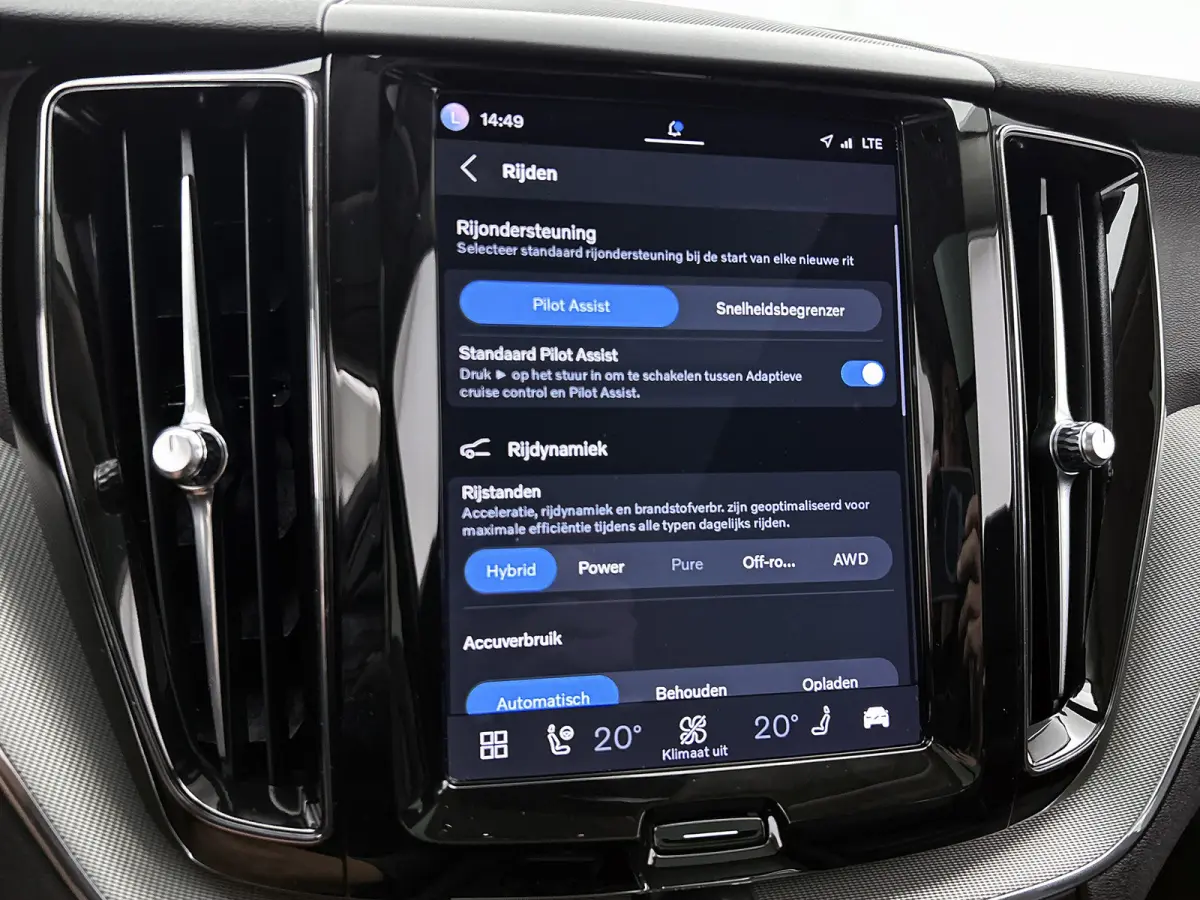 2.0 T6 Plug-in LongRange SOH 100% / AWD Plus Bright / Panoramadak / Pdc+Camera / NL.Auto / Stoel-Stuurverwarming / Apk 02-2027