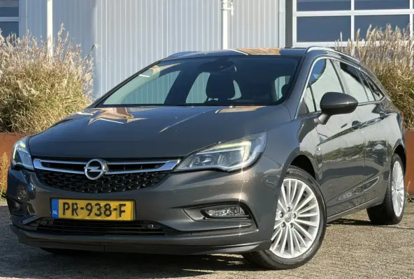 1.4 Turbo S/S 125pk | Apple Carplay/Android Auto | Cruise control | Electronic climate control | Kofferbak elektrisch bedienbaar | LED koplampen | Navigatiesysteem full map | Parkeersensor v
