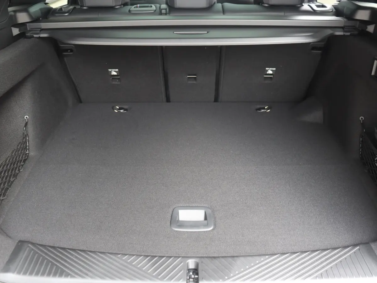 30e xDrive | M Sport Pro | SOH 100% | Trekhaak | Head-Up | Panodak | Driving Assistant Prof. | Parking Assistant Plus | Stoelventilatie | Adaptief Onderstel | Harman Kardon | Comfort Access 