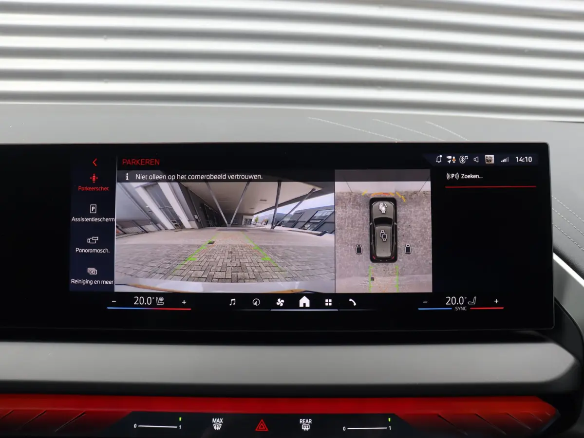 30e xDrive | M Sport Pro | SOH 100% | Trekhaak | Head-Up | Panodak | Driving Assistant Prof. | Parking Assistant Plus | Stoelventilatie | Adaptief Onderstel | Harman Kardon | Comfort Access 