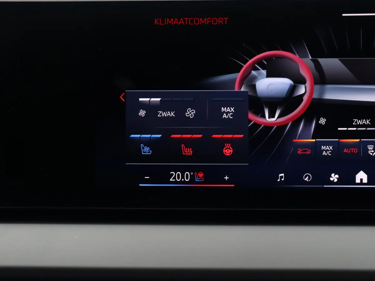 30e xDrive | M Sport Pro | SOH 100% | Trekhaak | Head-Up | Panodak | Driving Assistant Prof. | Parking Assistant Plus | Stoelventilatie | Adaptief Onderstel | Harman Kardon | Comfort Access 