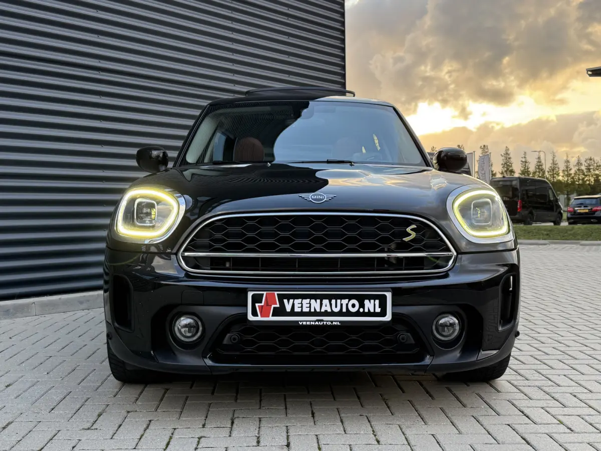 1.5 Cooper ALL4 Leder/Pano/H&K/Camera