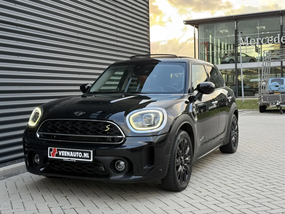 1.5 Cooper ALL4 Leder/Pano/H&K/Camera