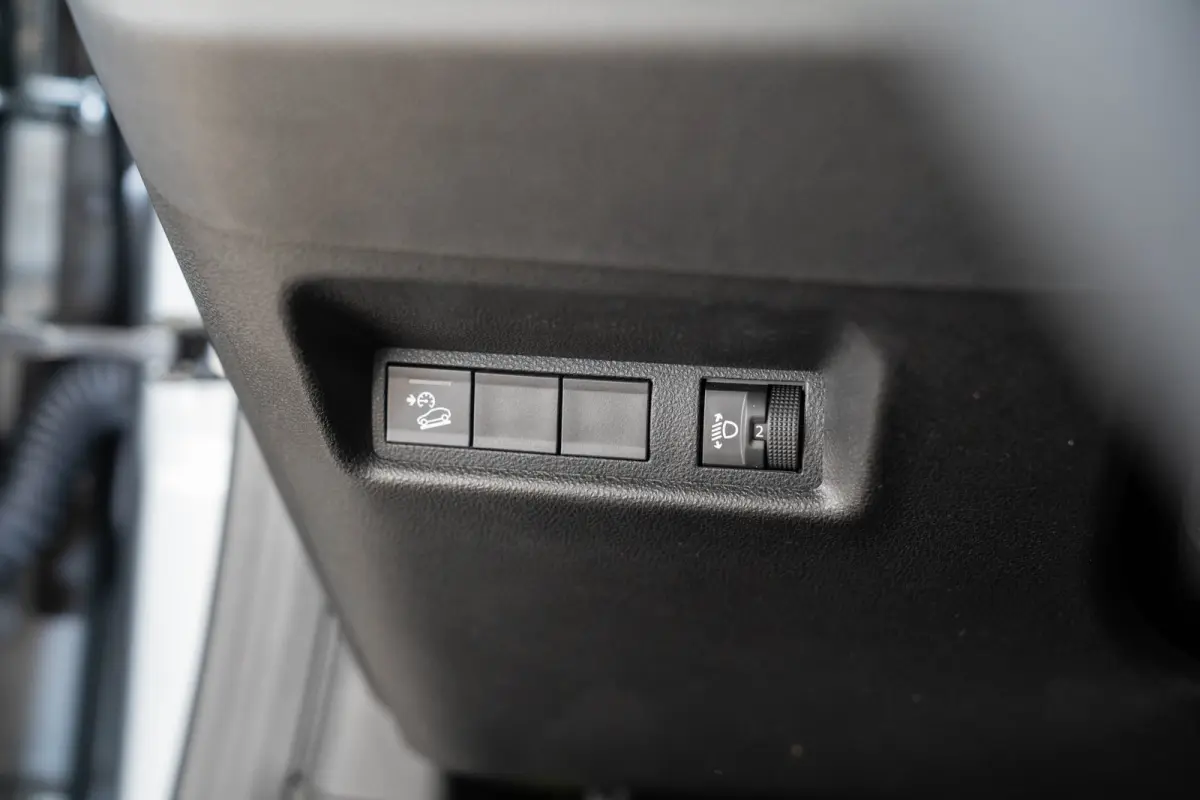 Summit 54 kWh | SOH 97% | Camera | Apple Carplay & Android Auto | Climate Controle | Parkeersensoren |