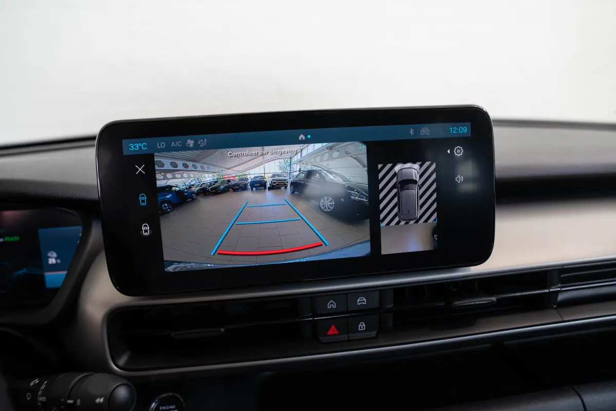 Summit 54 kWh | SOH 97% | Camera | Apple Carplay & Android Auto | Climate Controle | Parkeersensoren |