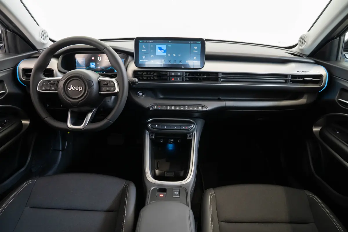 Summit 54 kWh | SOH 97% | Camera | Apple Carplay & Android Auto | Climate Controle | Parkeersensoren |