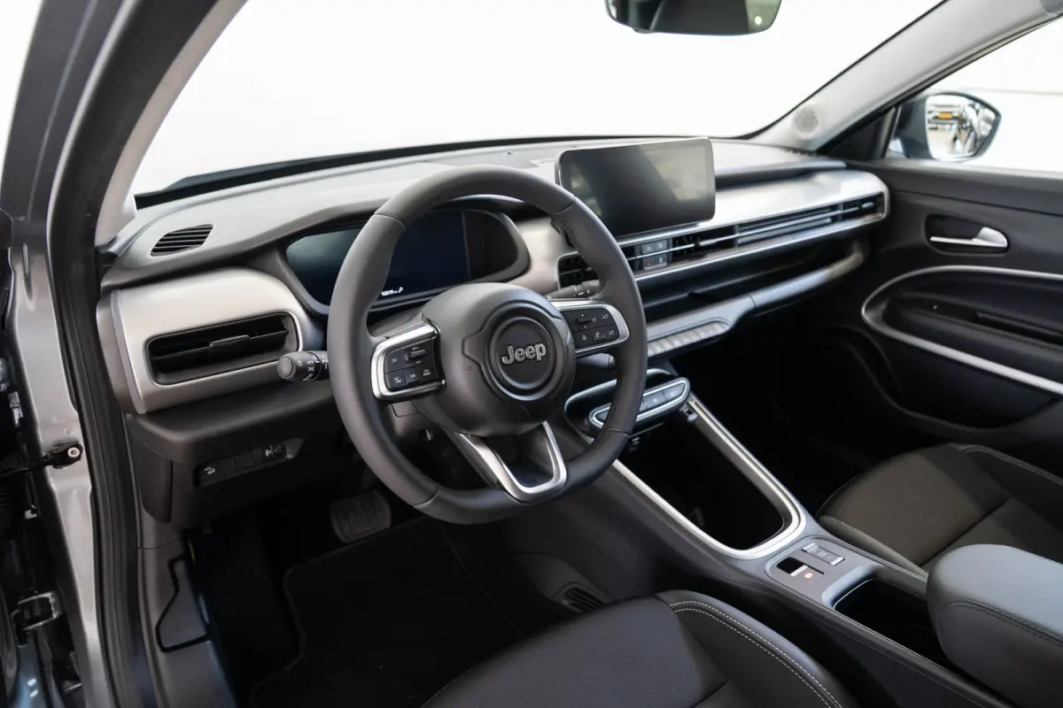 Summit 54 kWh | SOH 97% | Camera | Apple Carplay & Android Auto | Climate Controle | Parkeersensoren |