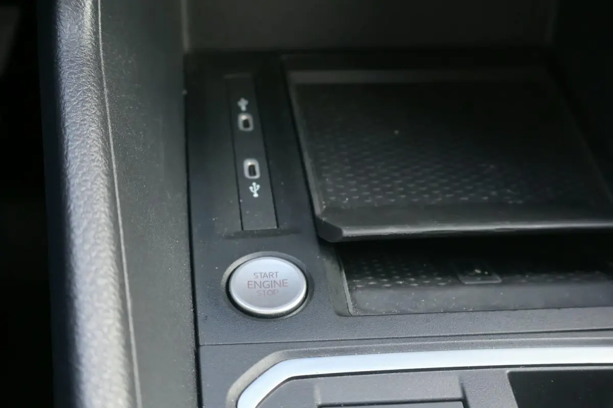 1.5 EcoBoost PHEV L2 Limited | DEMO | Trekhaak | Adaptive Cruise | Camera | Navigatie | Climate Control |