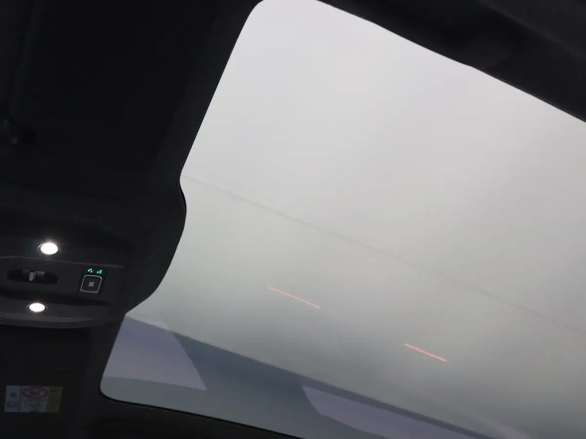 EV87 long range techno Apple Carplay/Android Auto | Climate