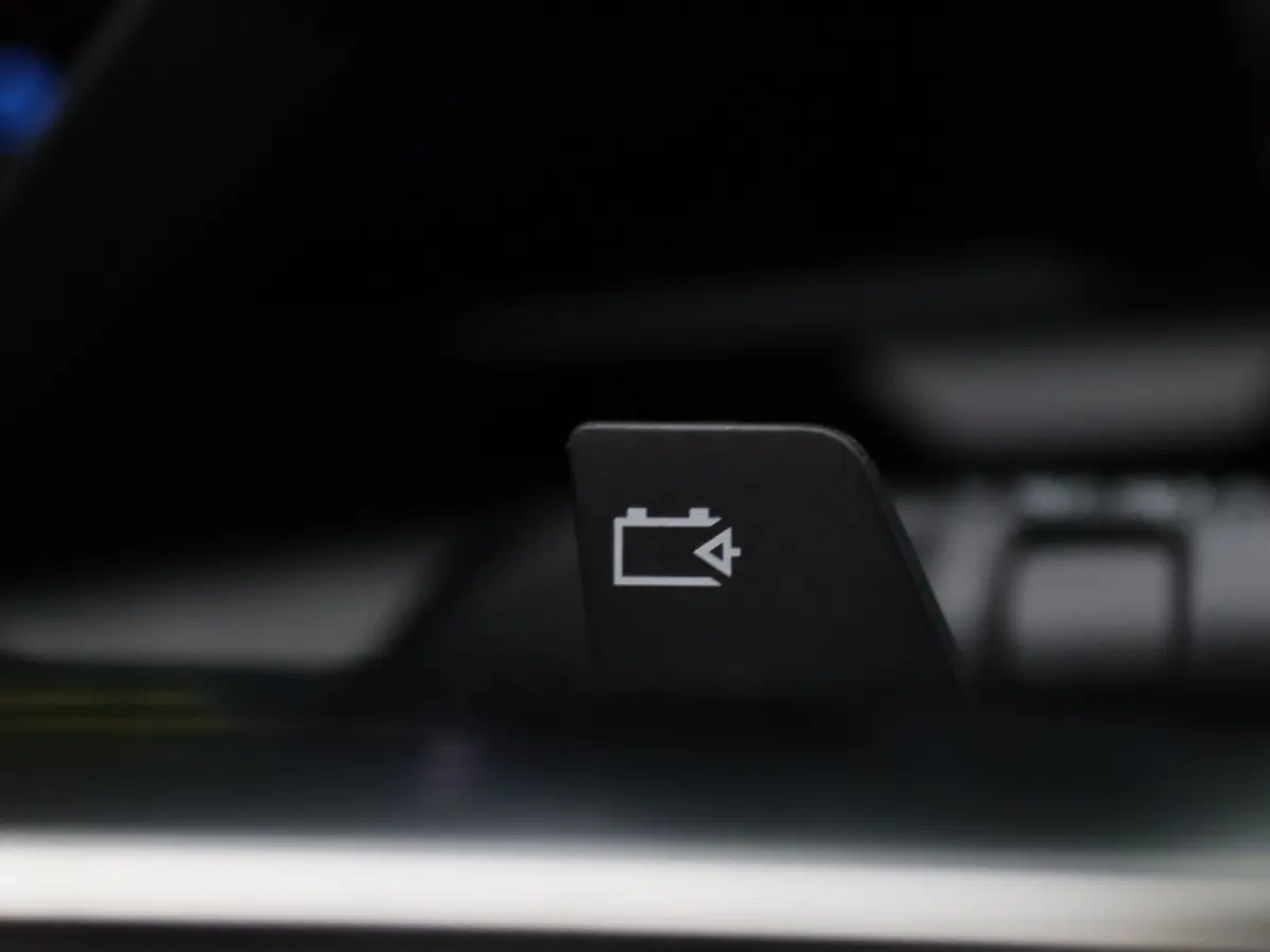 EV87 long range techno Apple Carplay/Android Auto | Climate