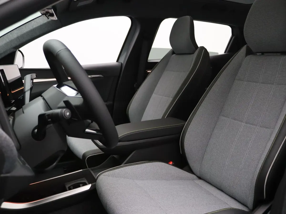 EV87 long range techno Apple Carplay/Android Auto | Climate