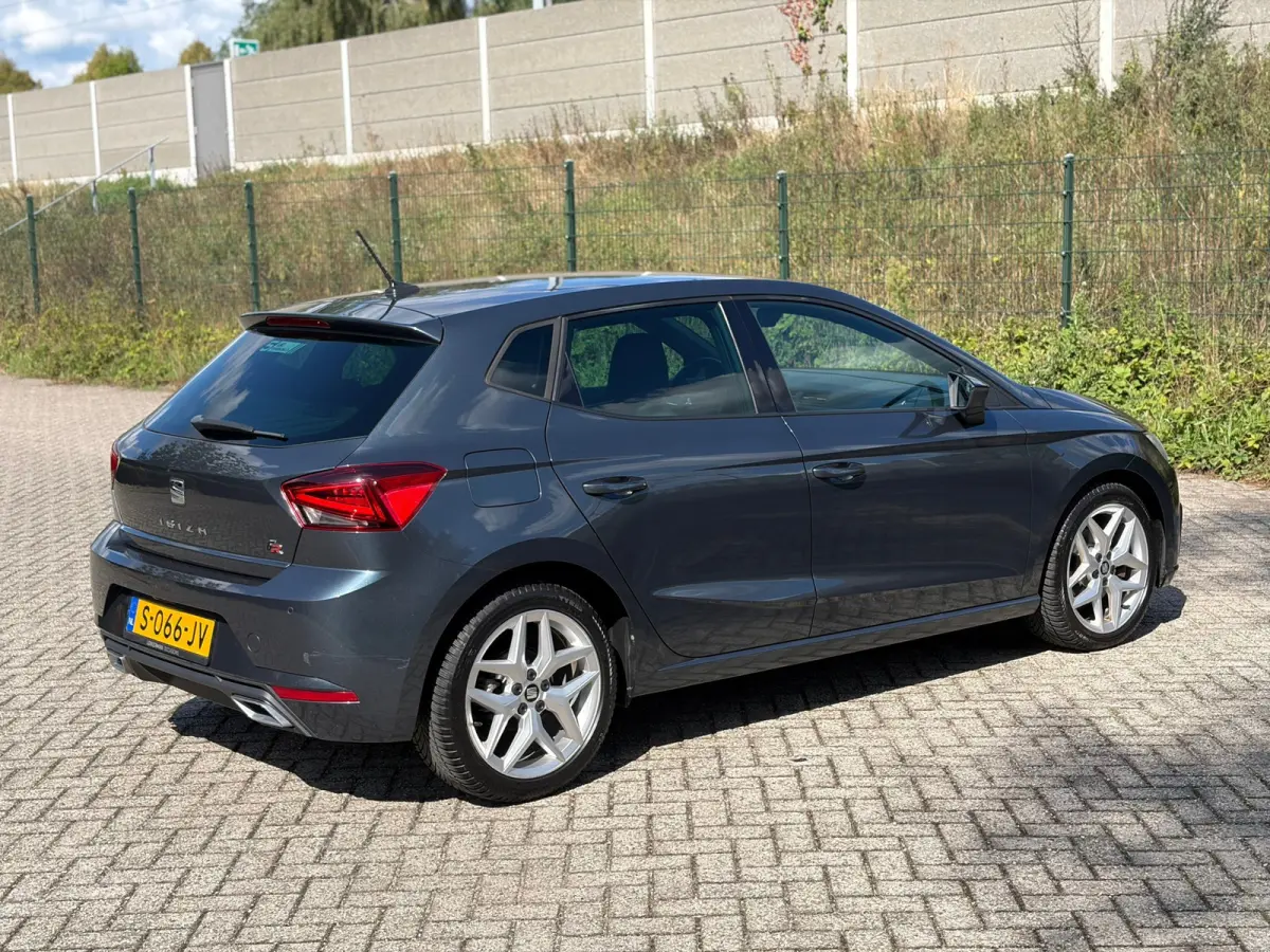 1.0 TSI FR 116PK I CARPLAY I DEALER ONDH I CAMERA I LED I 6BAK
