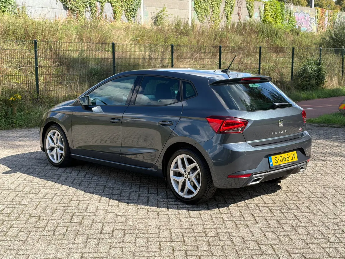 1.0 TSI FR 116PK I CARPLAY I DEALER ONDH I CAMERA I LED I 6BAK