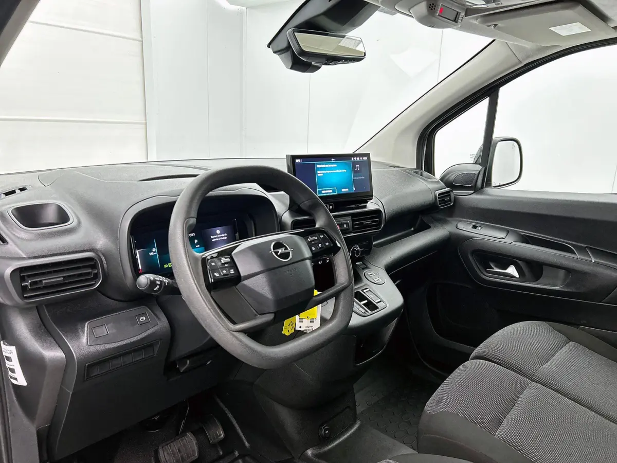 1.5 BlueHDi 130pk L2 Automaat Apple Carplay/ Android Auto Navigatie Trekhaak Airco Camera Cruise Control Parkeersensoren V+A DAB