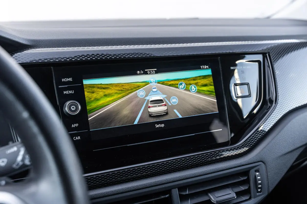 1.0 TSI 115pk Life Edition | App Connect | Achteruitrijcamera | Stoelverwarming