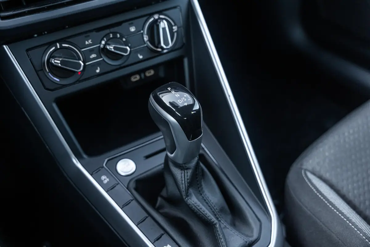 1.0 TSI 115pk Life Edition | App Connect | Achteruitrijcamera | Stoelverwarming