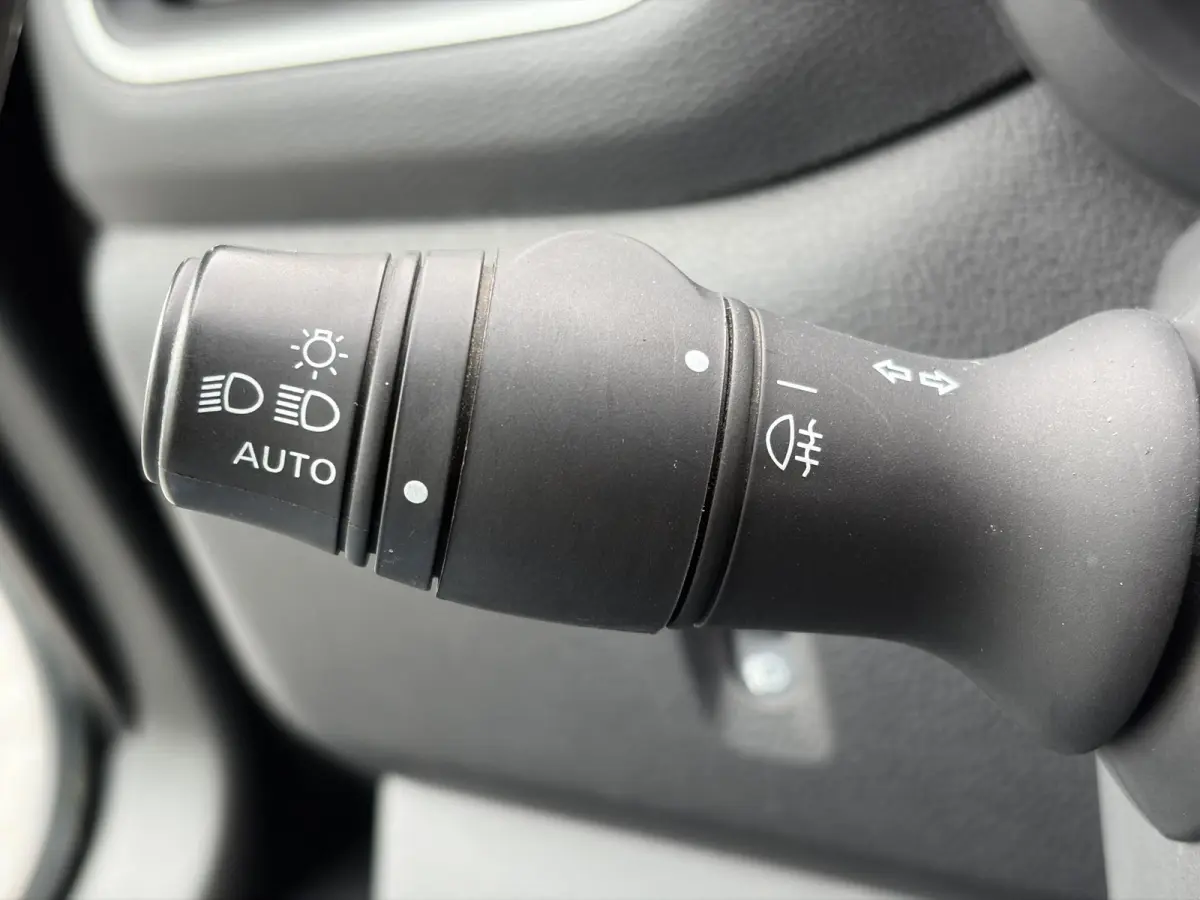 2.3 Turbo L2H1*A/C*CAM*PDC*3-PERS*