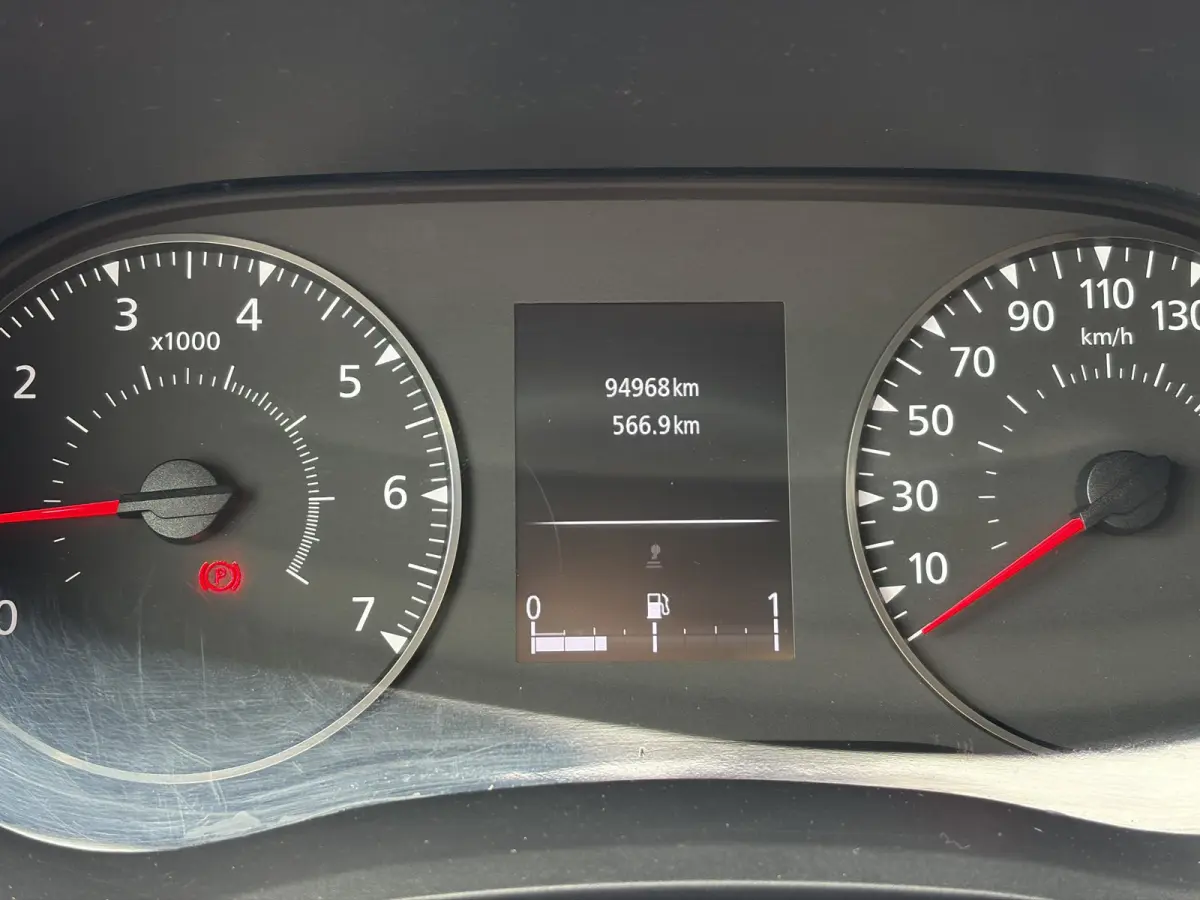 2.3 Turbo L2H1*A/C*CAM*PDC*3-PERS*
