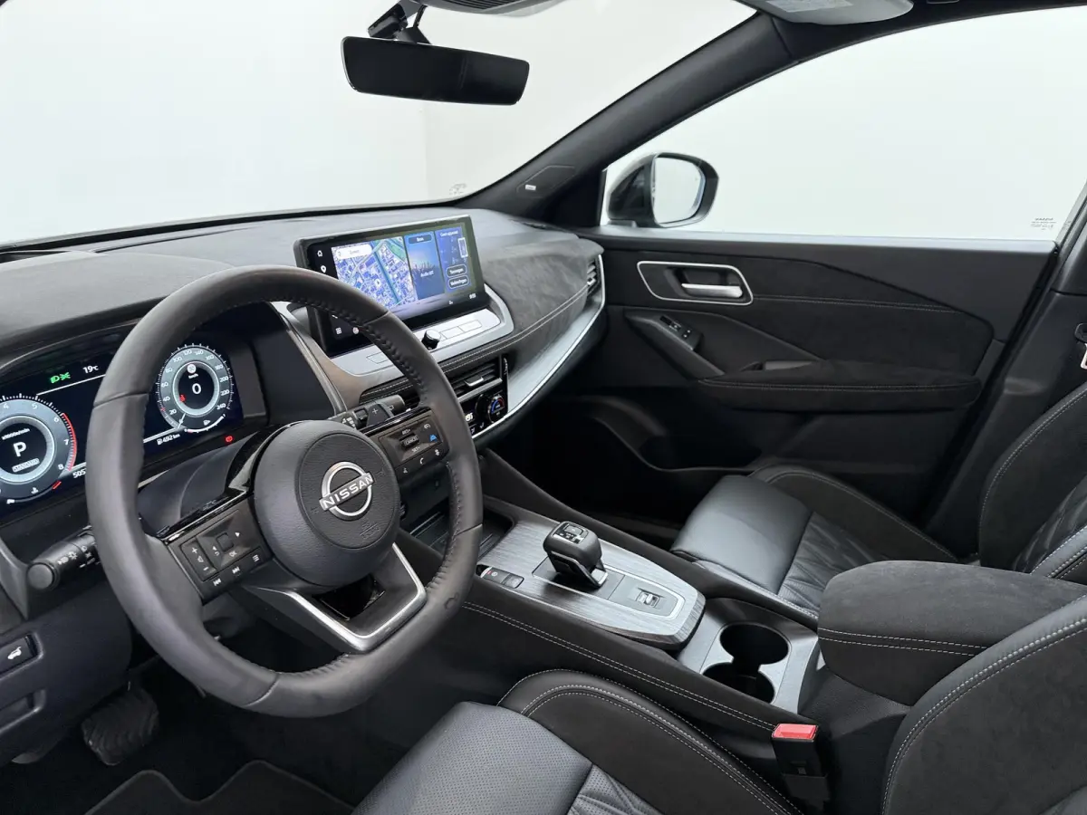 1.3 MHEV Xtronic Tekna Plus | Panoramadak | Lederen Bekl. | BOSE Audio |