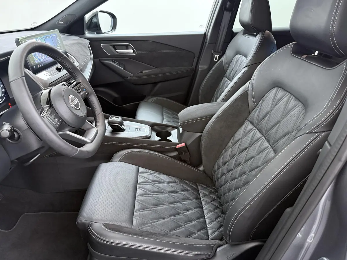 1.3 MHEV Xtronic Tekna Plus | Panoramadak | Lederen Bekl. | BOSE Audio |