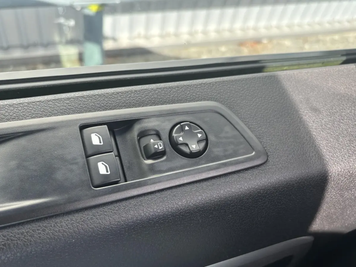 2.0 BlueHDI*AUTOM*2XSCHUIF*NAVI*CAM*CRUISE*ECC*TEL
