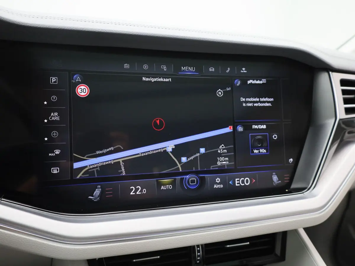 3.0 TSi eHybrid 4MOTION Elegance 381 PK| Dealeronderhouden | Luchtvering | Panoramadak | Leder | Navigatie | 360 Camera | Stoelverwarming