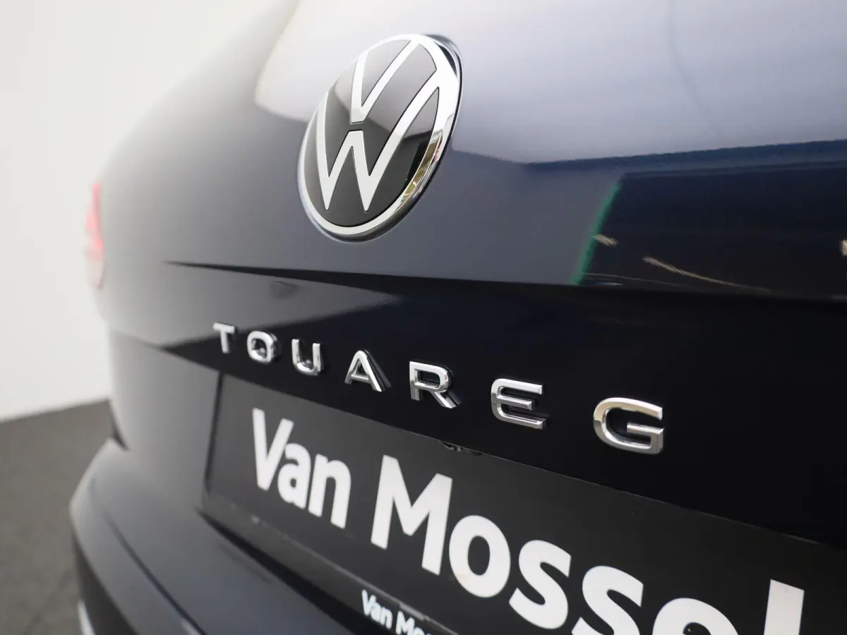 3.0 TSi eHybrid 4MOTION Elegance 381 PK| Dealeronderhouden | Luchtvering | Panoramadak | Leder | Navigatie | 360 Camera | Stoelverwarming
