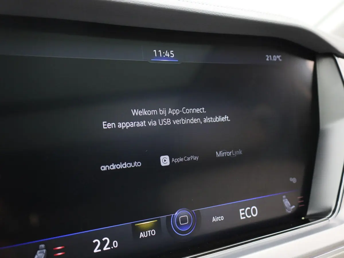 3.0 TSi eHybrid 4MOTION Elegance 381 PK| Dealeronderhouden | Luchtvering | Panoramadak | Leder | Navigatie | 360 Camera | Stoelverwarming