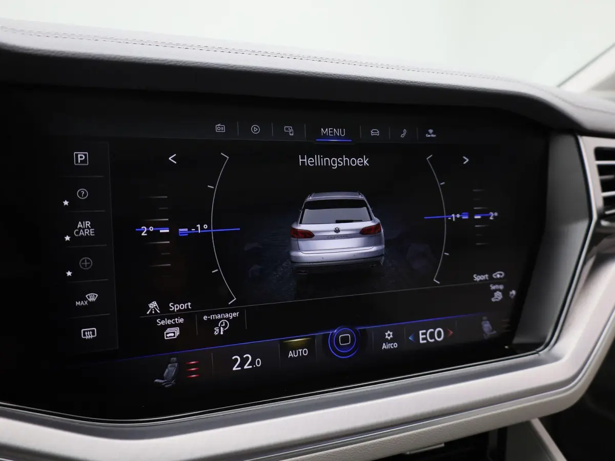 3.0 TSi eHybrid 4MOTION Elegance 381 PK| Dealeronderhouden | Luchtvering | Panoramadak | Leder | Navigatie | 360 Camera | Stoelverwarming