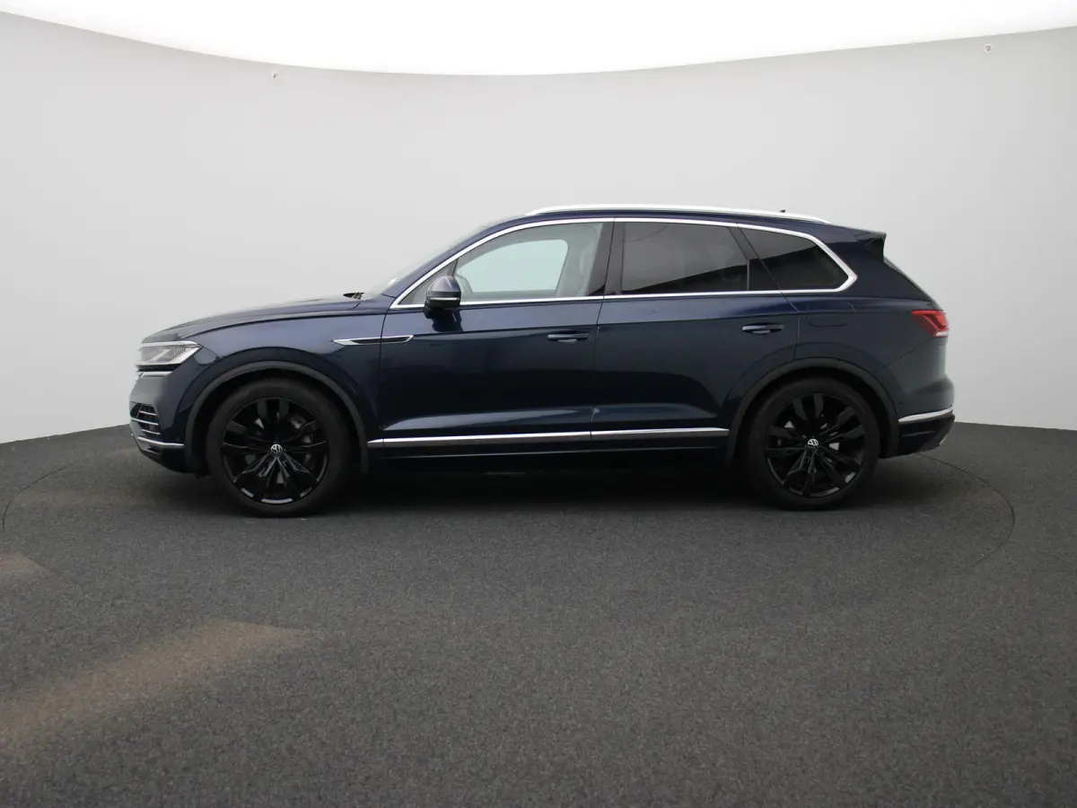 3.0 TSi eHybrid 4MOTION Elegance 381 PK| Dealeronderhouden | Luchtvering | Panoramadak | Leder | Navigatie | 360 Camera | Stoelverwarming
