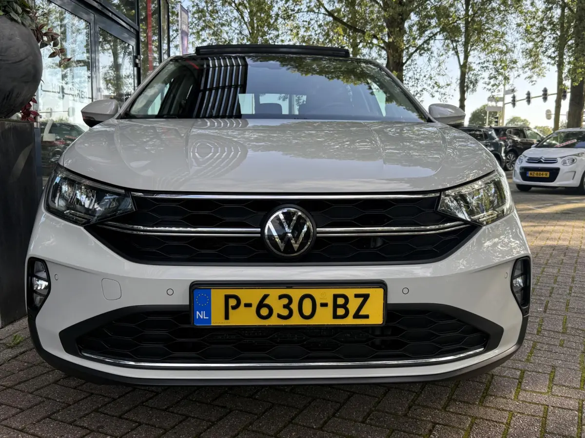 1.0 TSI AUTOMAAT | Panodak | Virtual cockpit| Navi via Smartphone | PDC | ECC | Cruise Control |Apple CarPlay/Android Auto Volkswagen Taigo 1.0 TSI AUTOMAAT | Panodak | Virtual dashboard | N