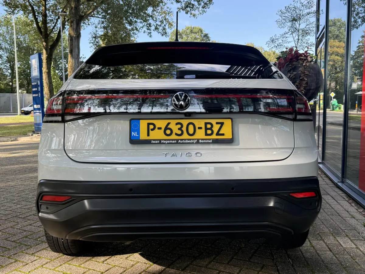 1.0 TSI AUTOMAAT | Panodak | Virtual cockpit| Navi via Smartphone | PDC | ECC | Cruise Control |Apple CarPlay/Android Auto Volkswagen Taigo 1.0 TSI AUTOMAAT | Panodak | Virtual dashboard | N