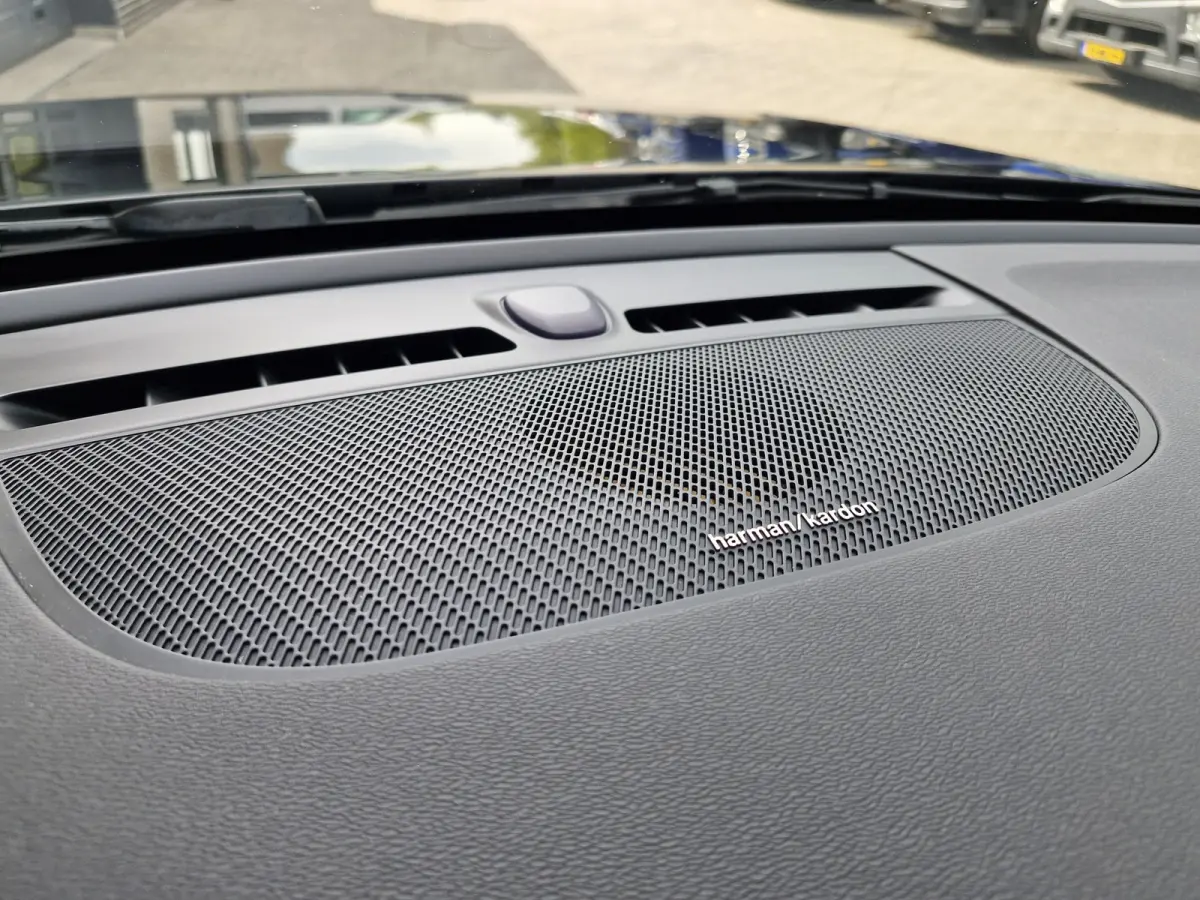 P8 AWD R-Design FULL OPTION volleder | 360 cam | panodak | Harman Kardon
