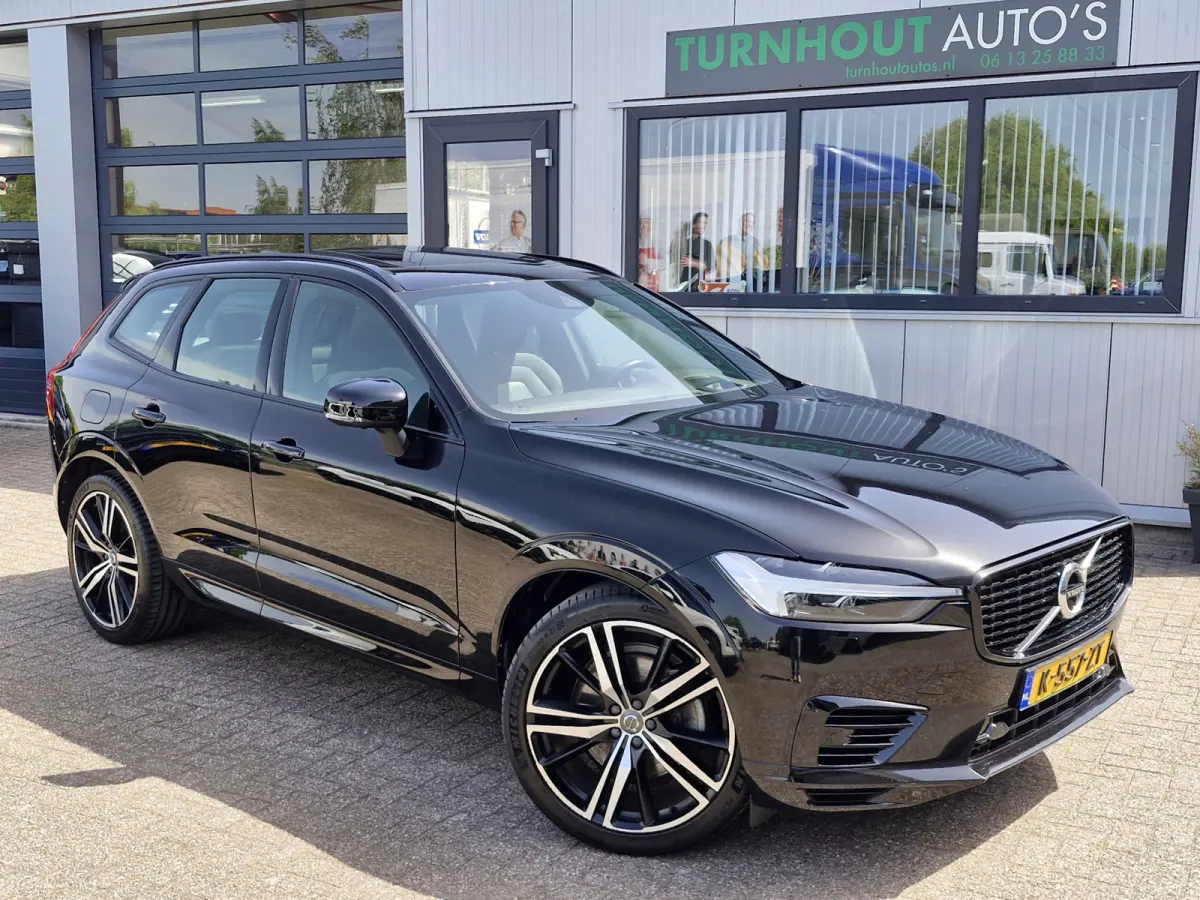 Recharge T6 AWD R-Design ALLE OPTIES luchtvering | Lounge Pack (audio installatie premium, head-up display, parkeersensor voor, rondomzicht camera) en Climate Pro Pack (stuur verwarmd, achte