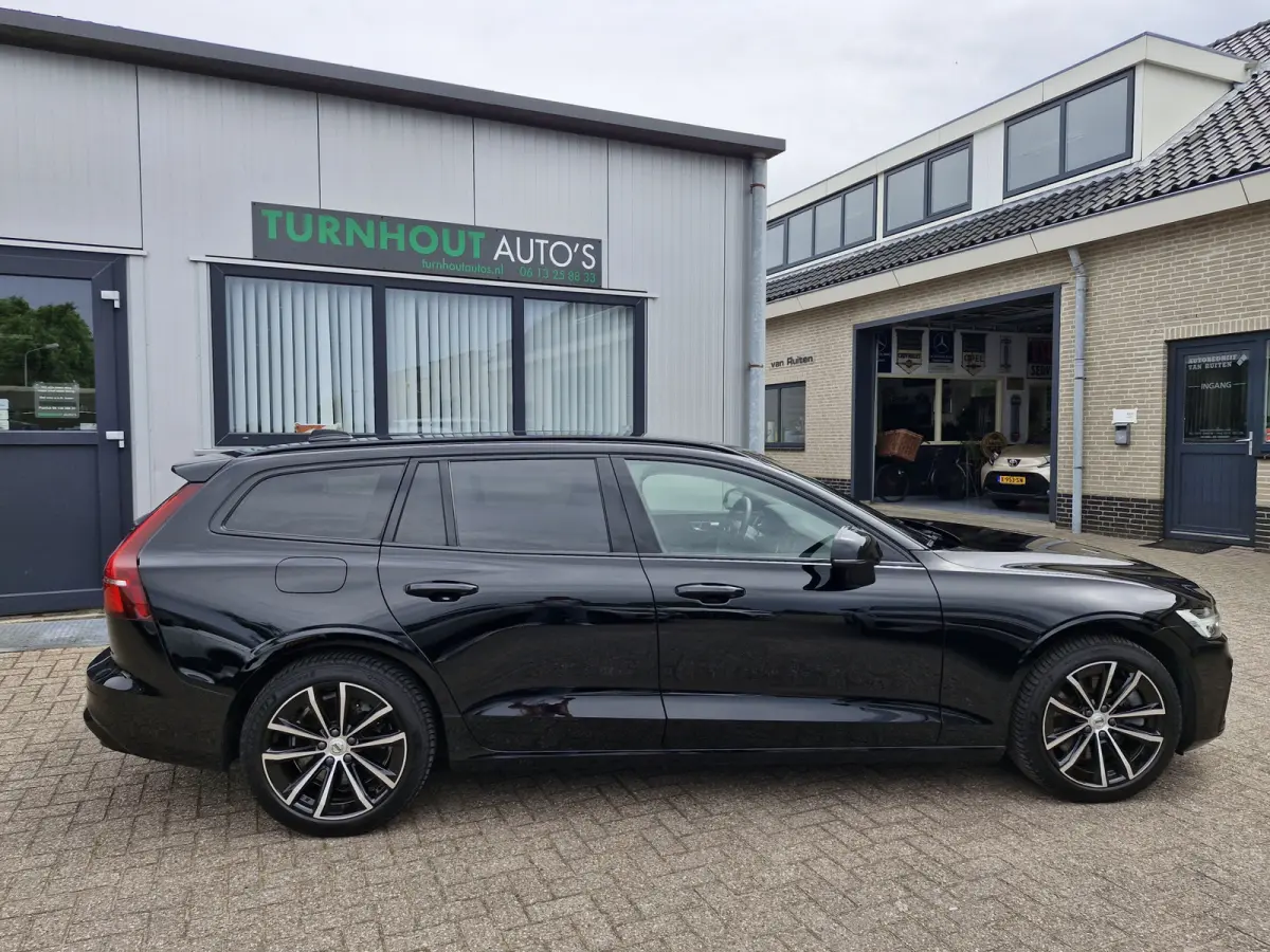 T6 Plug-in hybrid AWD Plus Dark | Apple carplay | Stoel en stuurverwarming | Camera | Enz (SOH) 100 % en Leder-pakket (contourstoelen, hemelbekleding donker, luxe lederen/stof bekleding, spo