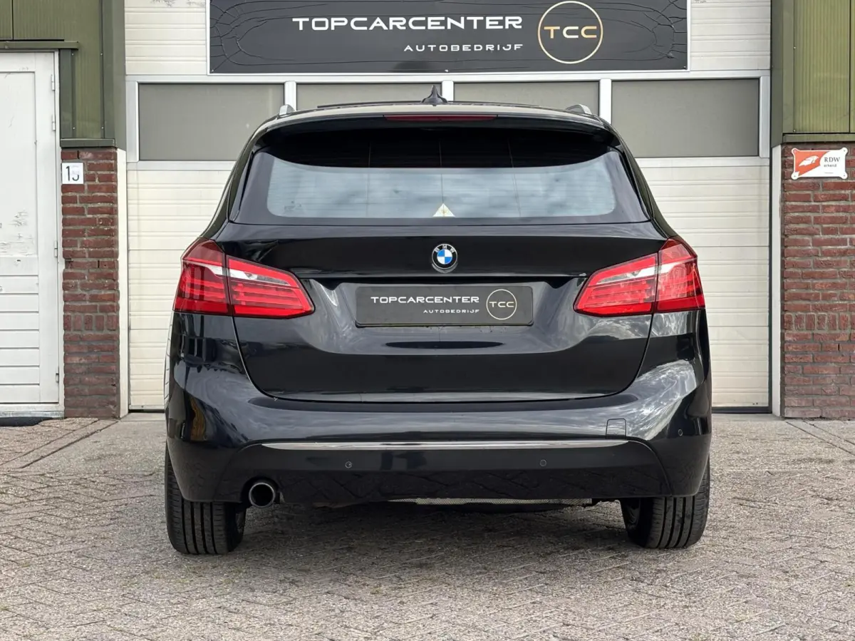 225xe Luxury