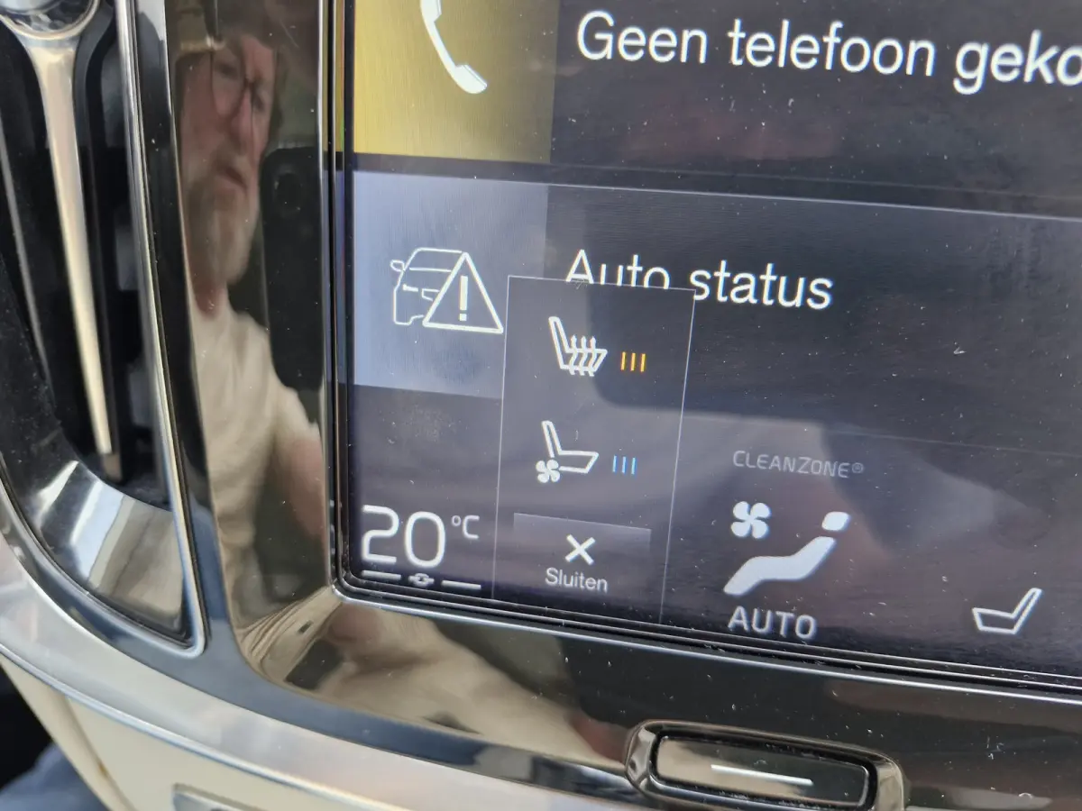 T8 Twin AWD| Full options! | 360 | audio line | Luxury Line (airco separaat achter, elektrisch glazen panorama-dak, head-up display) en Inscription Plus Line (elektrisch verstelbare stoel(en