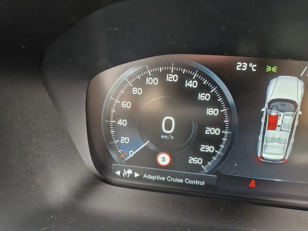 T8 Twin AWD| Full options! | 360 | audio line | Luxury Line (airco separaat achter, elektrisch glazen panorama-dak, head-up display) en Inscription Plus Line (elektrisch verstelbare stoel(en