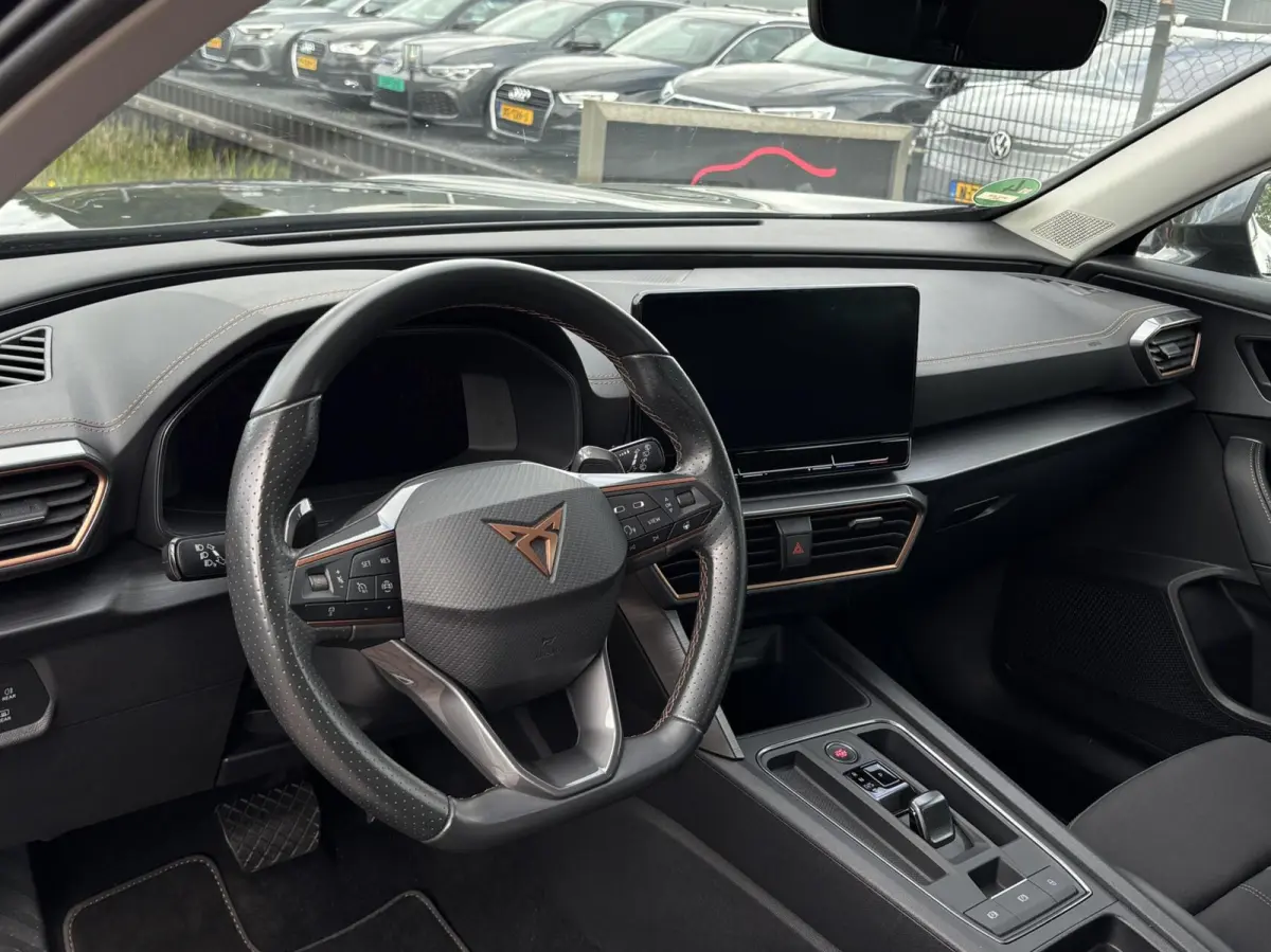 1.4 e-Hybrid adaptive cruise control 360 camera SOH 95,5%