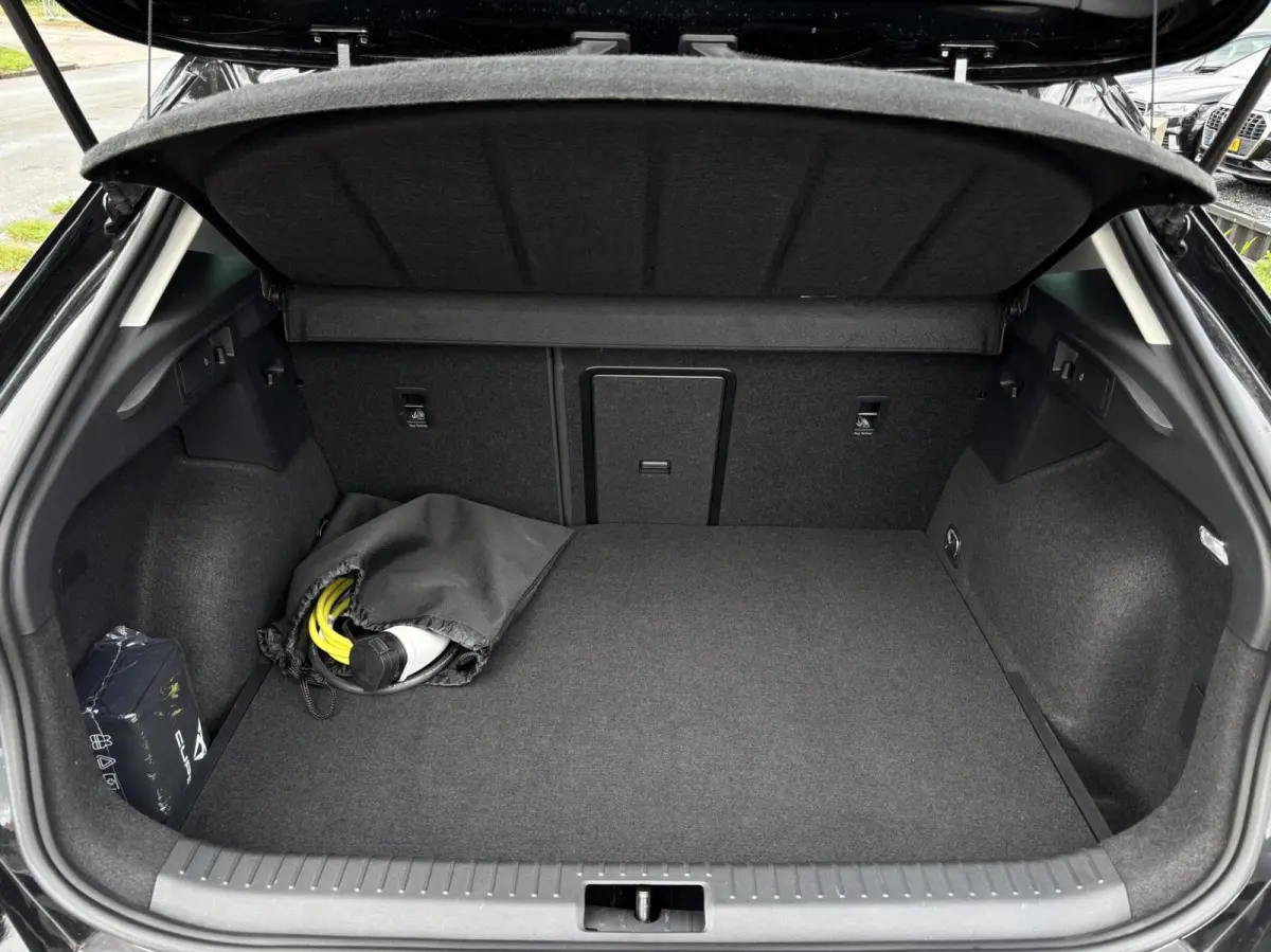 1.4 e-Hybrid adaptive cruise control 360 camera SOH 95,5%