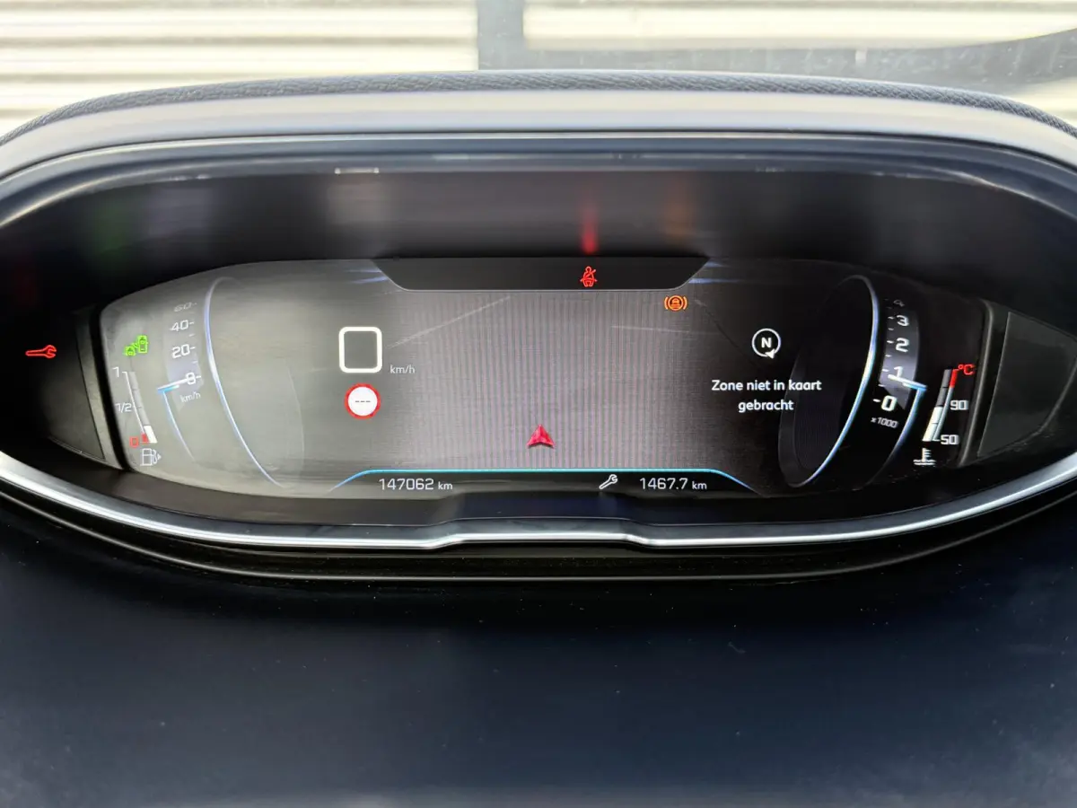 1.2 PureTech Premium 7p. 2e Eigenaar|Camera|Carplay|D-riem vv in 2023|Clima|Cruise|PDC V+A|Trekhaak|N.A.P|APK tot 06-2027
