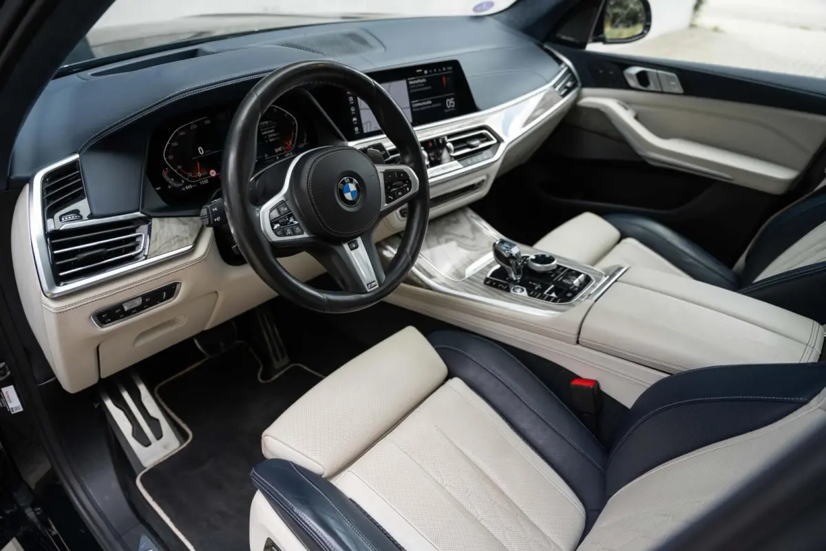 xDrive40i M Sport H/K Skylounge Massage SoftClose 22'