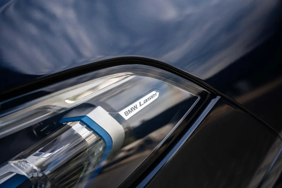 xDrive40i M Sport H/K Skylounge Massage SoftClose 22'