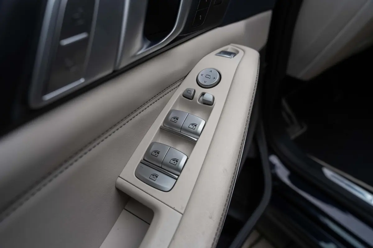 xDrive40i M Sport H/K Skylounge Massage SoftClose 22'