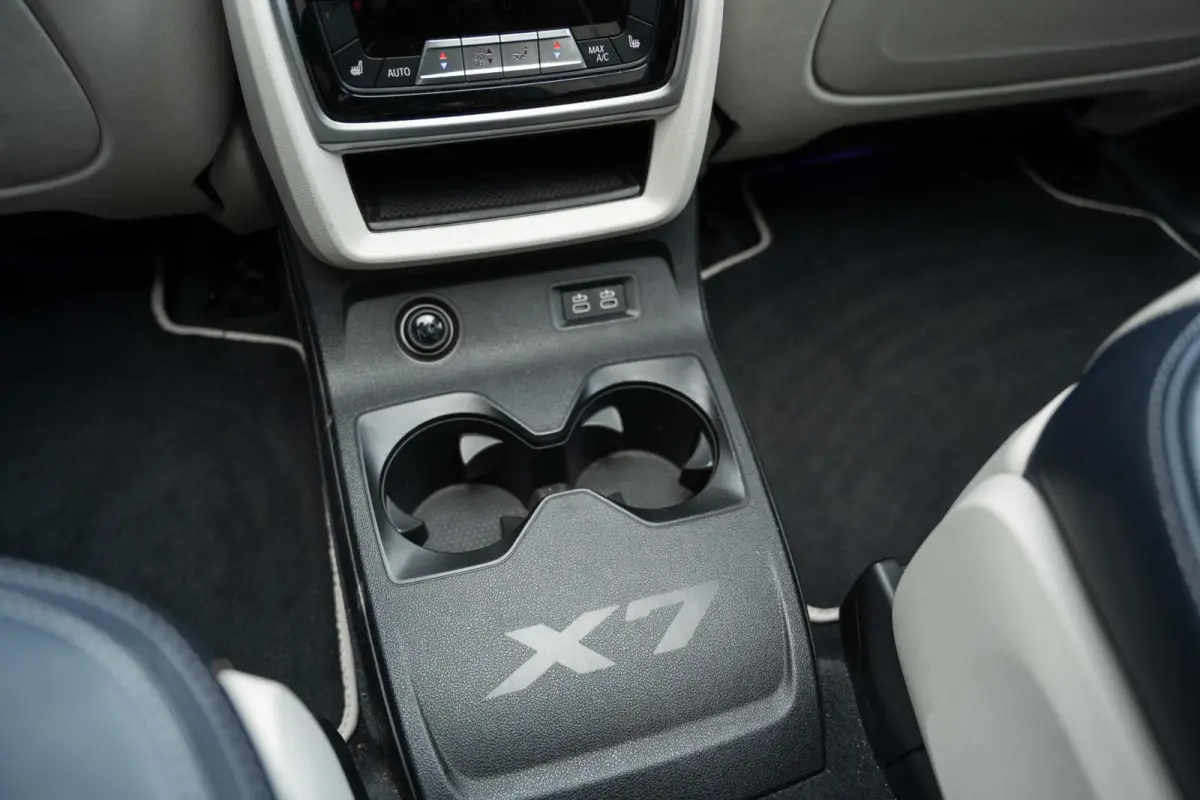 xDrive40i M Sport H/K Skylounge Massage SoftClose 22'