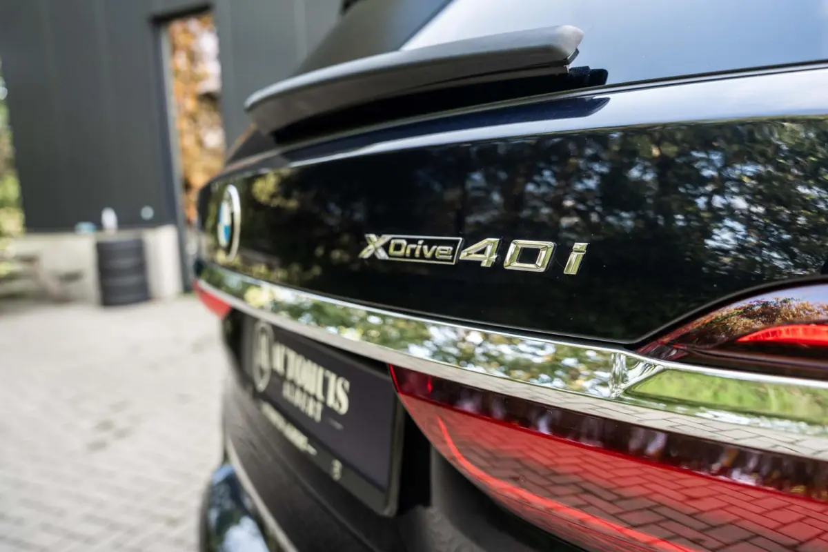xDrive40i M Sport H/K Skylounge Massage SoftClose 22'